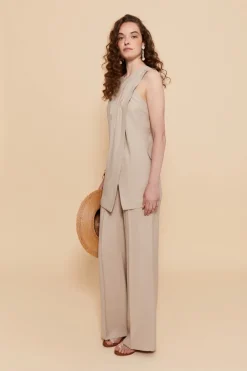 Discount CHALECO LUNAARENA Tops