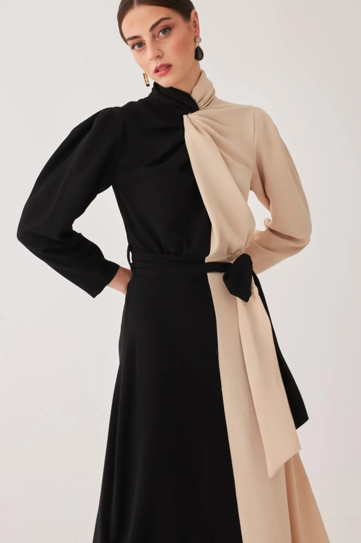 Sale VESTIDO JUANNANEGRO/BEIGE Midi dresses